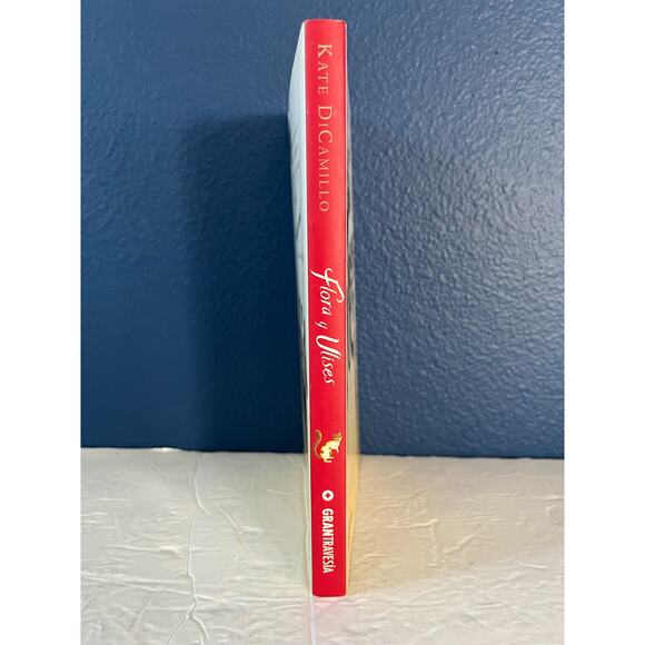 Flora y Ulises (Spanish Edition) Book by Kate DiCamillo - Picture 3 of 9